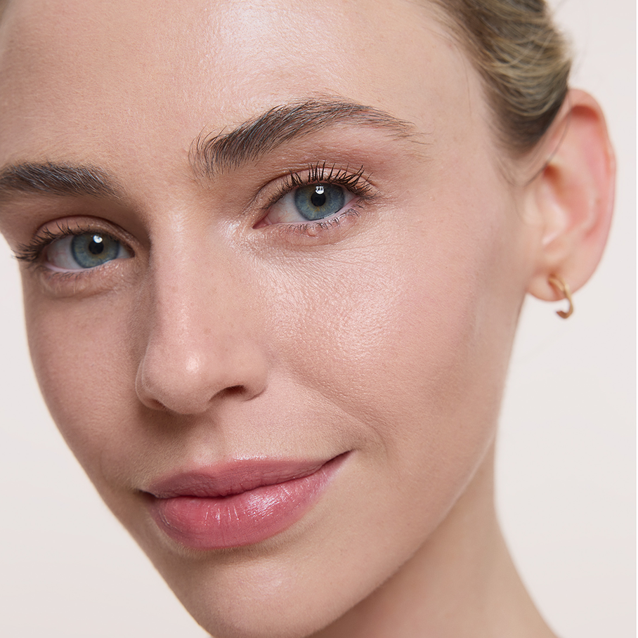 商品画像：Skincare Essentials Starter Kit – Nude by Nature 1